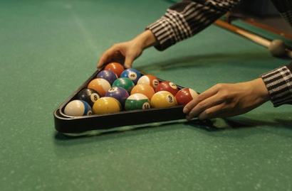 game dealer F8bet